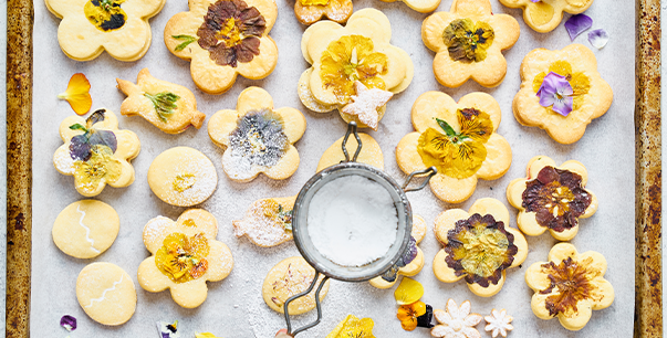 Flower tea biscuits with jam