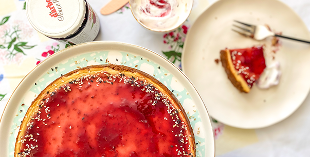 Raspberry Cheesecake with Tahini Cookie Crust